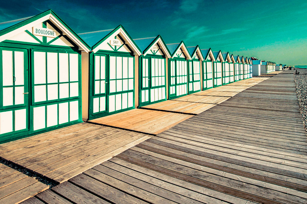 Photos Amiens, cabines de plage blanches et vertes