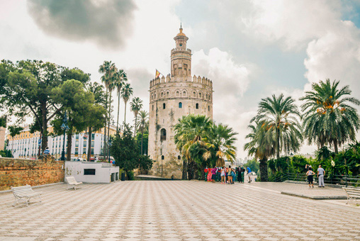Photos Espagne, place de la tour de l'or